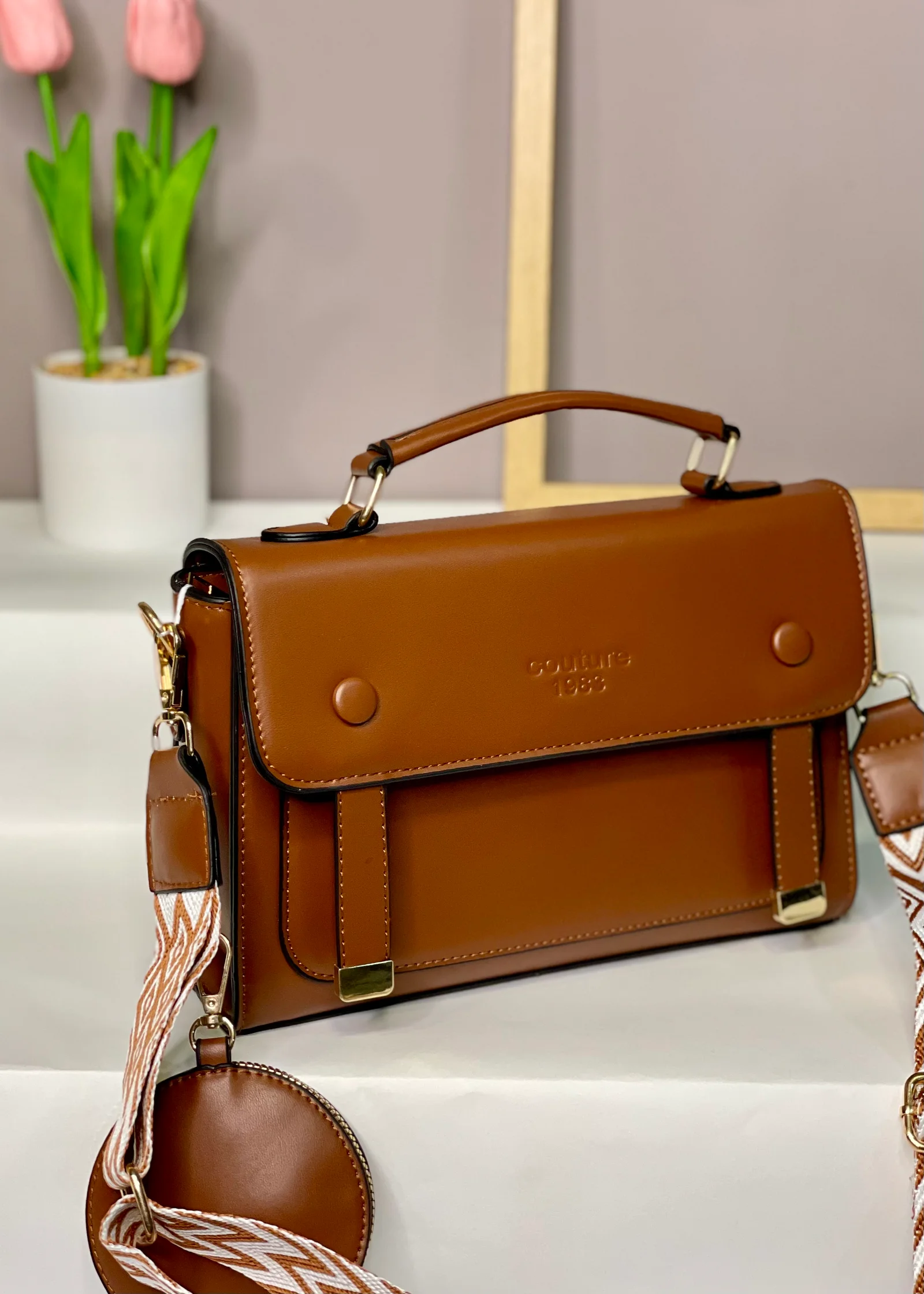 Cartera Zoe Café